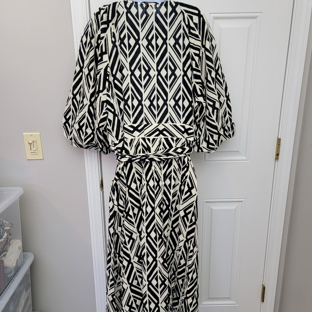 NWT Banana Republic Balloon Sleeve Midi Wrap Dress Black White Geometric XXL - Picture 6 of 10